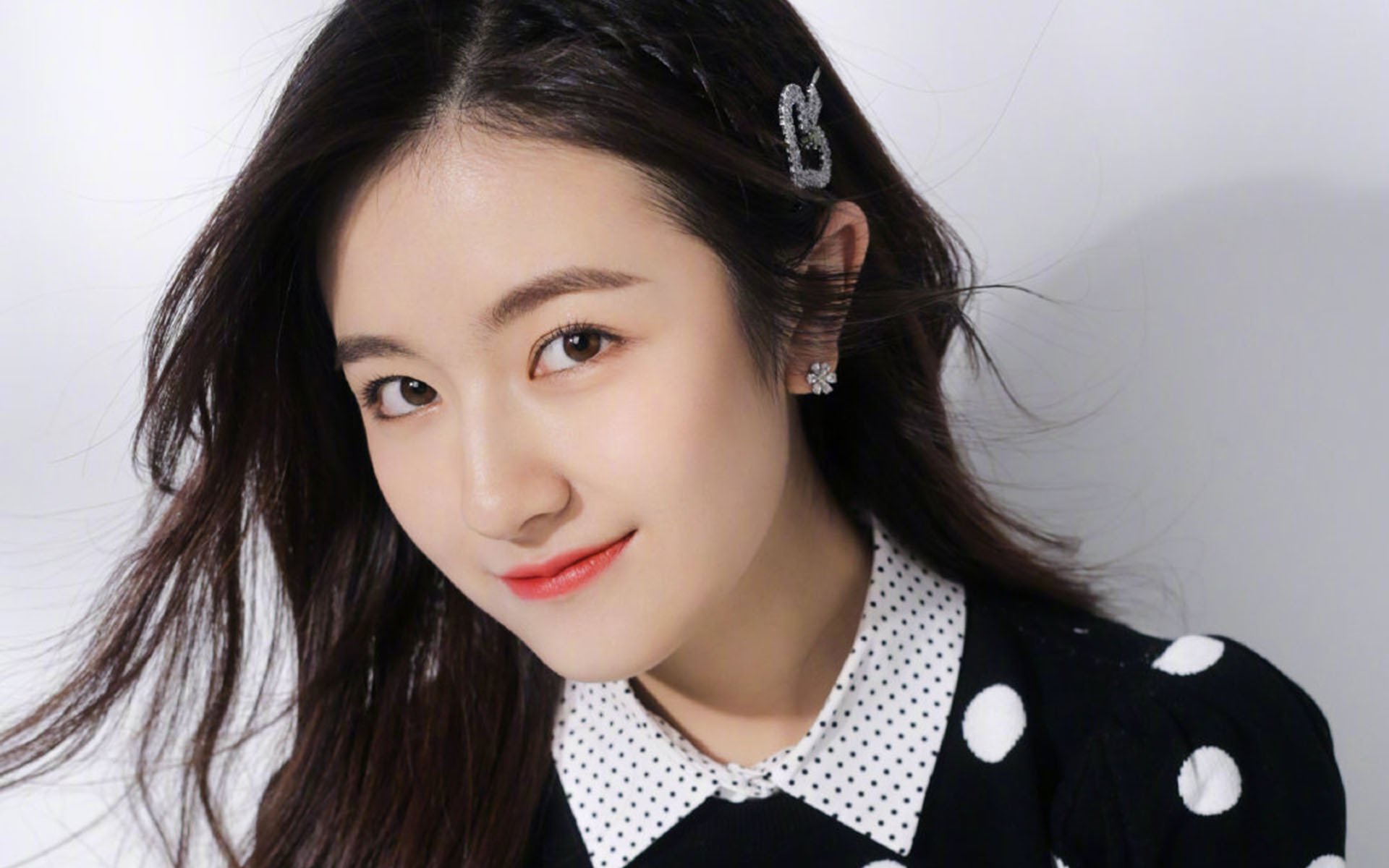 “武汉马拉松赛：选手的拼搏，让赛道见证奇迹”