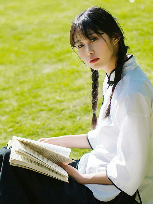 网球器材企业发布智能球拍新品，网球器材制造商或品牌