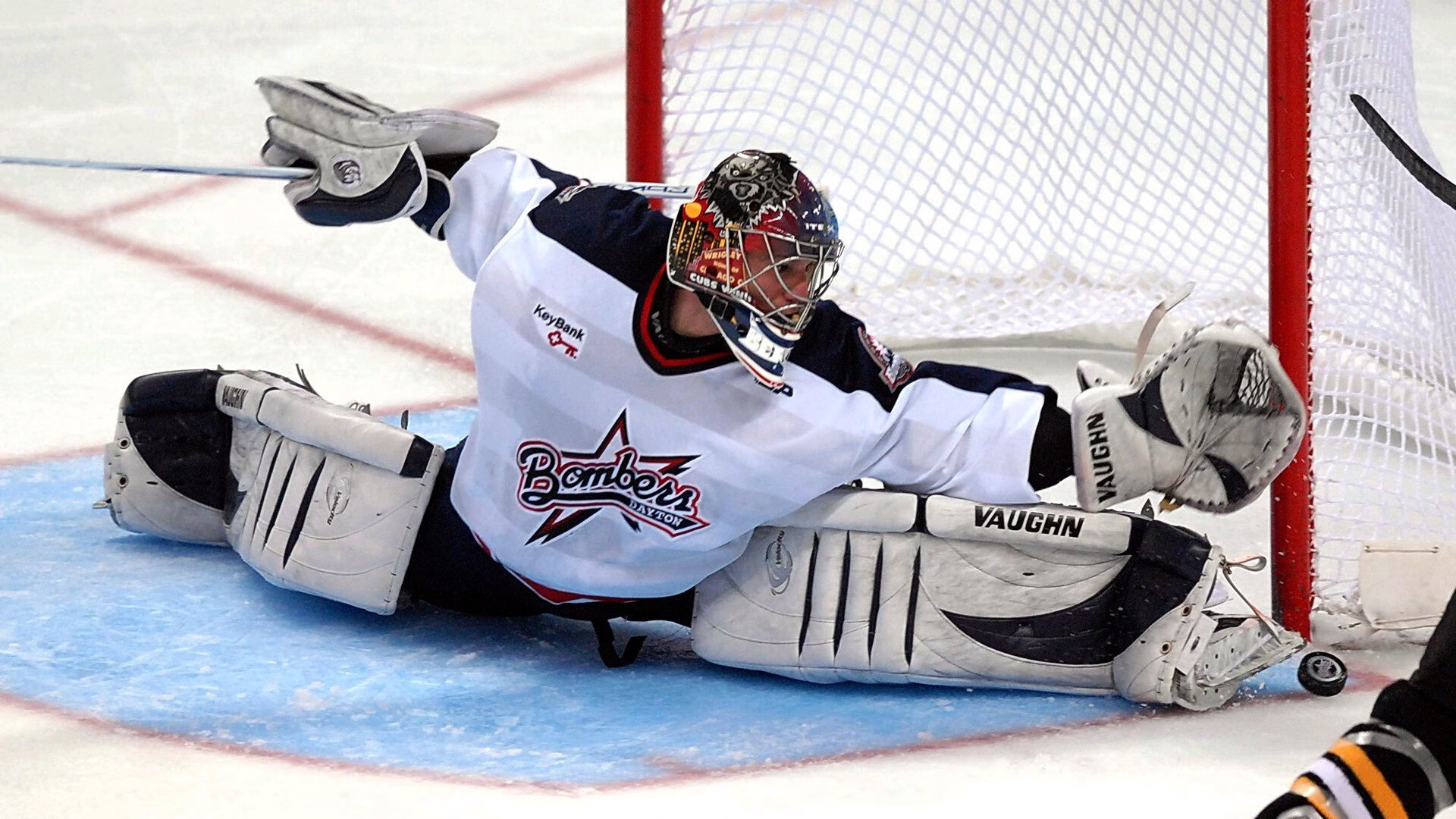 开云体育首页-大学生滑雪挑战赛推动校园冰雪发展，大学生滑雪活动